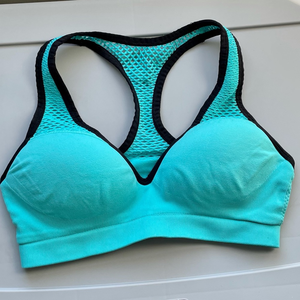 VICTORIA’S SECRET PINK Push Up Sports Bra SMALL